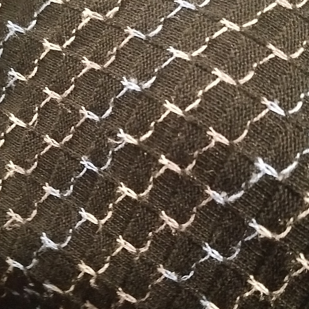 Sweater - Picture 3 of 3